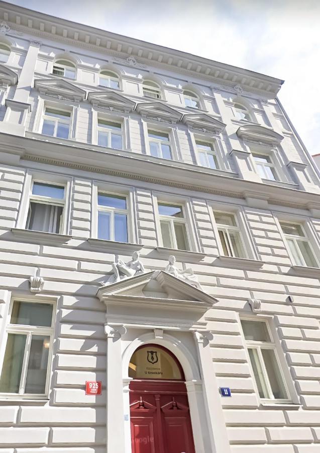 Апартаменты Turnkey I Balcony Studio Прага Экстерьер фото